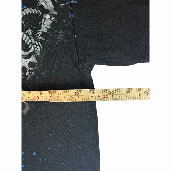 Darkstar Skateboards Shirt Mens M Gothic Grunge Skull Pile Knight Skate Y2K - Picture 4 of 6